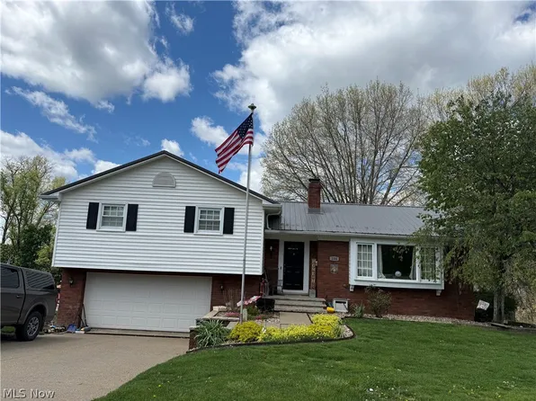 104 Orchard Dr, Saint Clairsville, OH 43950