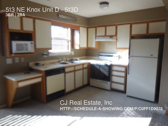 2nd image of 513 NE Knox St APT A
