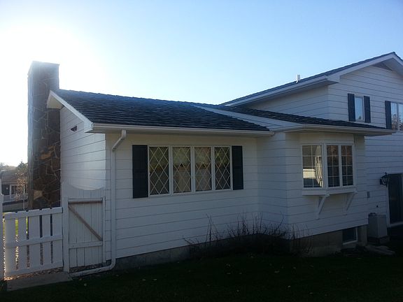 3rd image of 779 James Dr