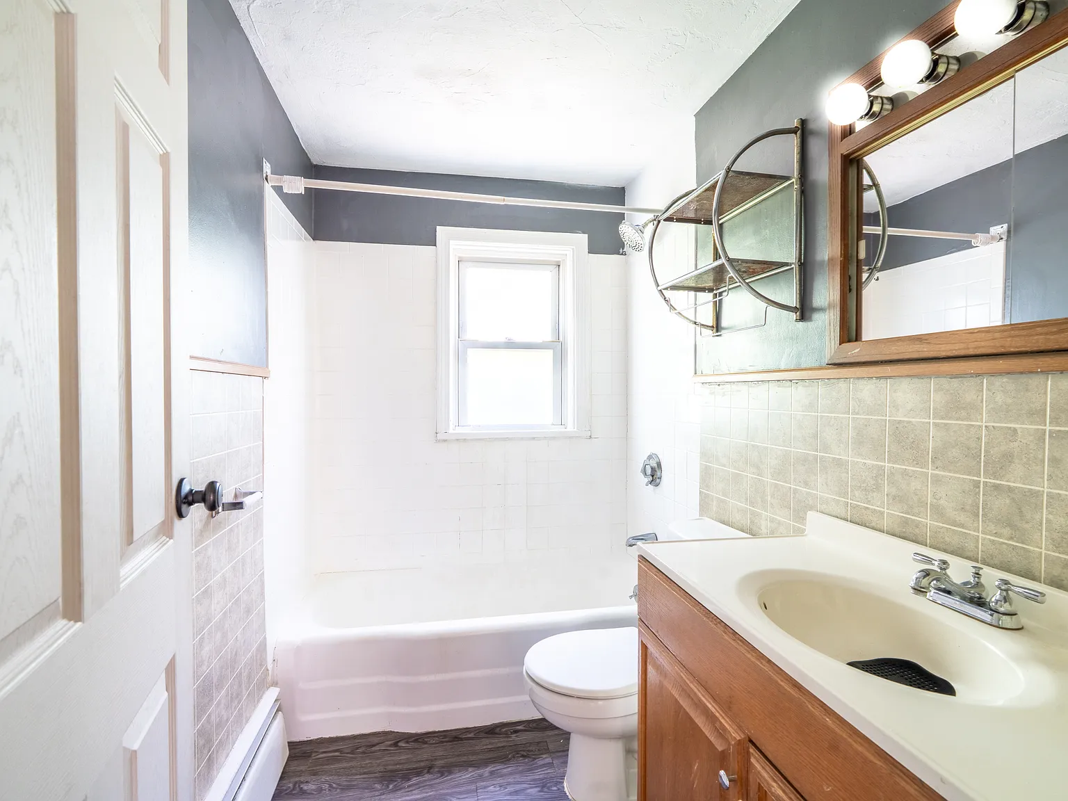 153 Commercial St — Photo 3