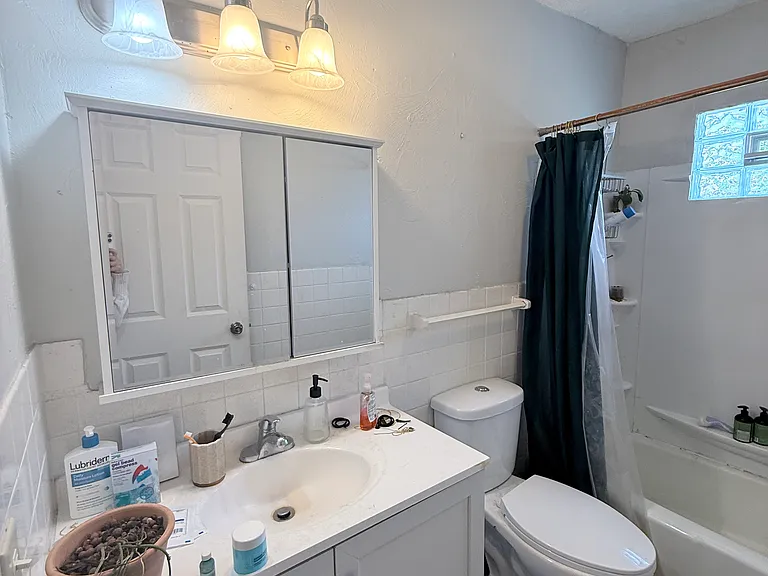 814 11th Ave SE — Photo 9