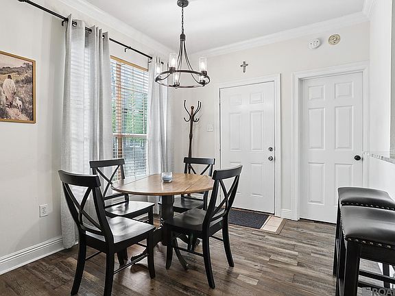 4th image of 4464 Highland Rd APT 801