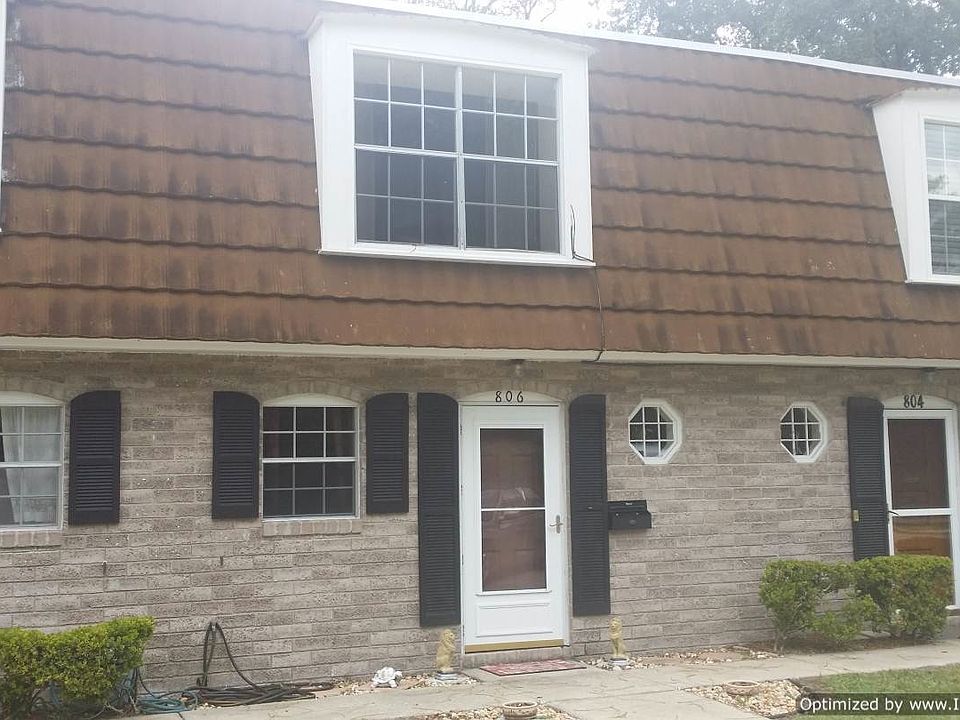 1st image of 806 S Hill Ave