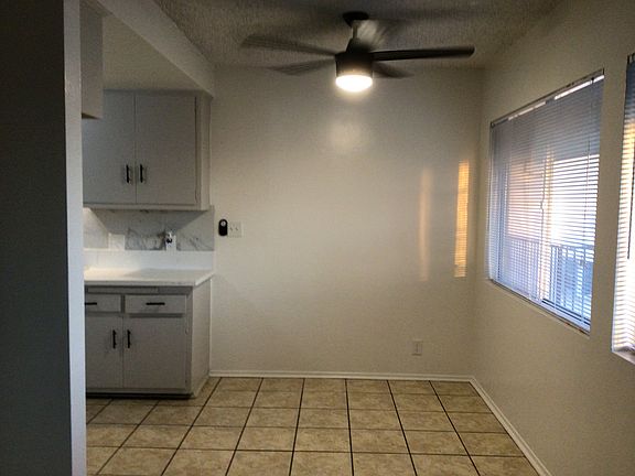 5th image of 528 S Eremland Dr APT 6