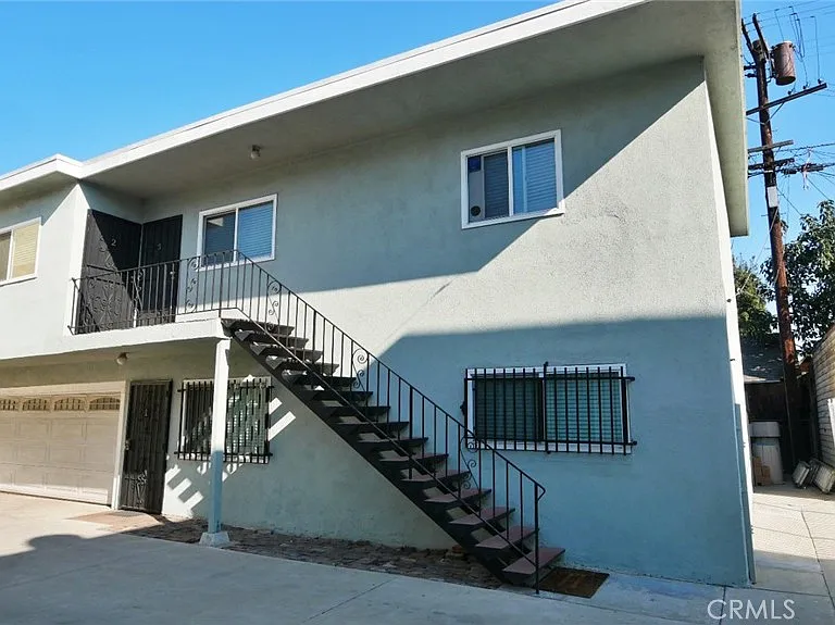 1524 S Van Ness Ave #3 — Photo 2