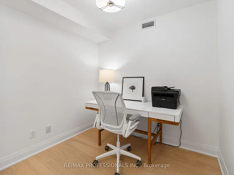1 Bedford Rd #515 — Photo 10