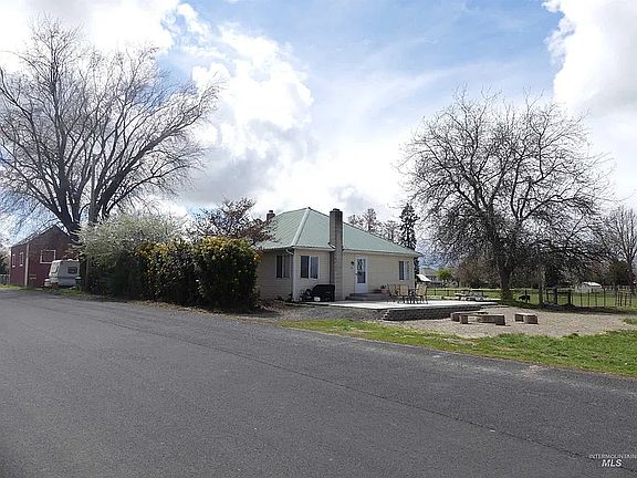 5th image of 2140 Powers Ave