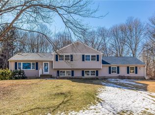 510 Long Hill Rd, Guilford, CT 06437