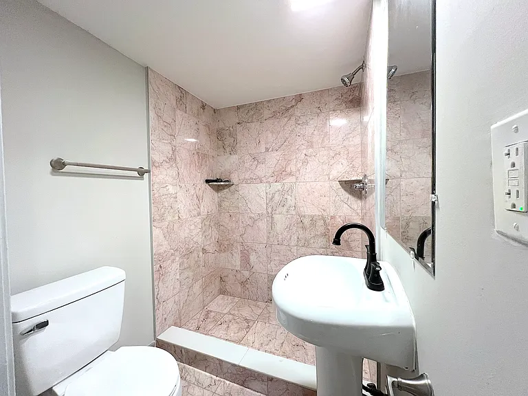 4411 Devonshire Rd — Photo 23