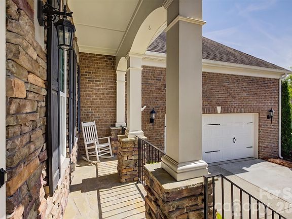 4th image of 14924 High Bluff Ct