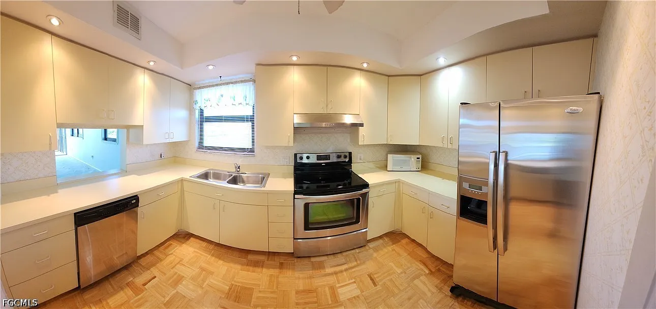2 bed, 2.0 bath, 1065 sqft, $1,500 — Photo 3