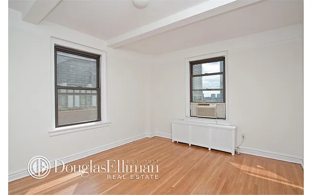 Rented by Douglas Elliman | media 27