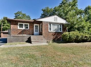 388 Morristown Rd, Matawan, NJ 07747