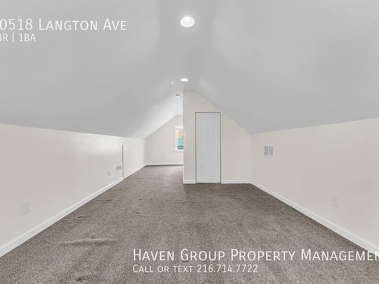 10518 Langton Ave — Photo 17