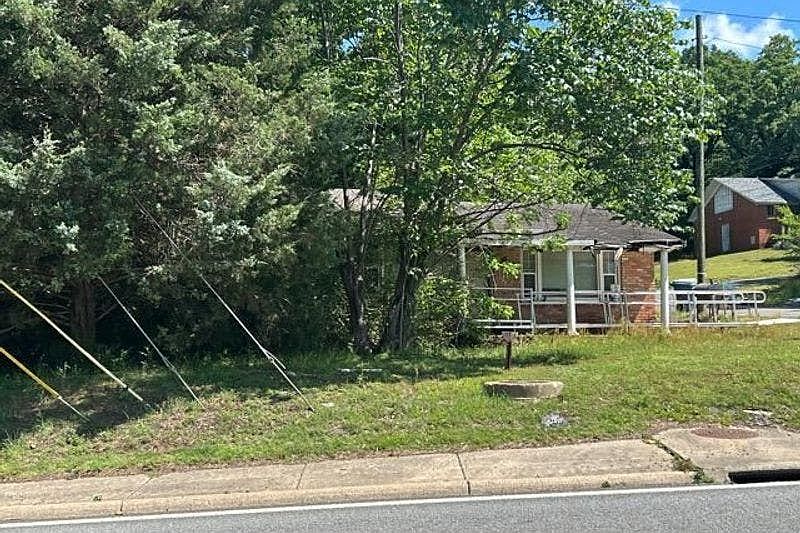 1st image of 13600 Cantrell Rd