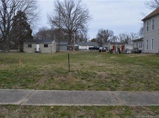 625 W Harrison Ave, Clarksville, IN 47129