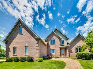 10311 Coyne Station Rd, Huntley, IL 60142