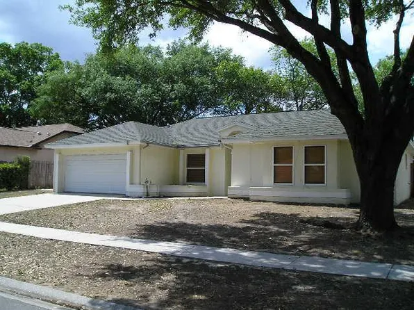 4103 Yellowwood Dr, Valrico, FL 33594