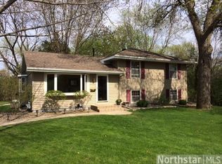 11311 Rich Cir, Bloomington, MN 55437