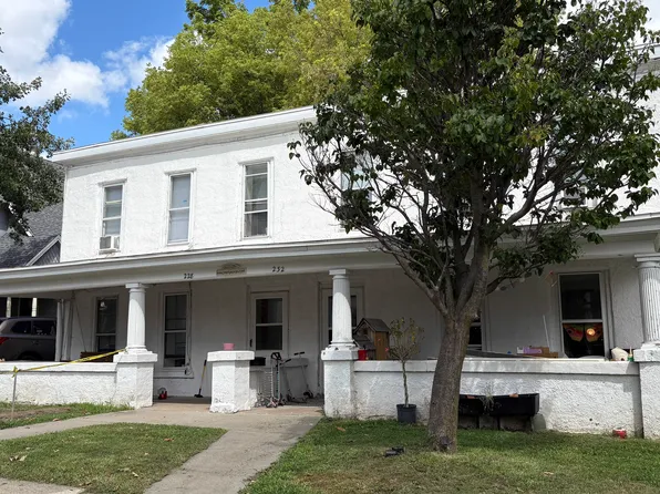228 E Bloomington St, Iowa City, IA