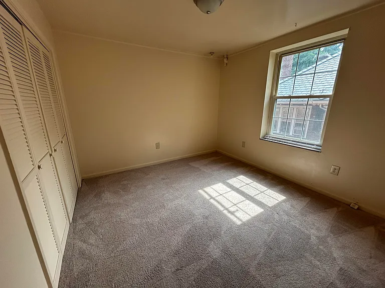 397 Highland Ave SW #305 — Photo 6
