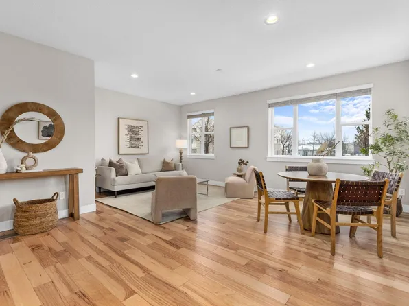 653 Grandview Mdws Dr, Longmont, CO 80503