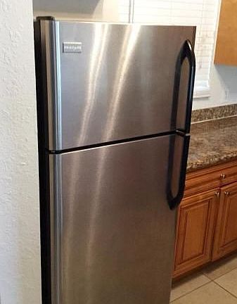 3rd image of 1473 Lake Crystal Dr APT F