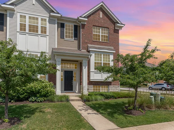 15373 Sheffield Square Pkwy, Orland Park, IL 60462