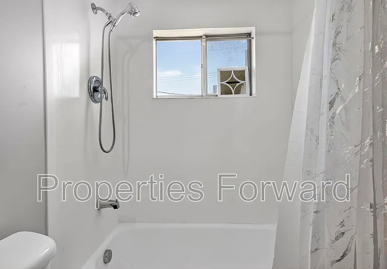 873 Allison Dr — Photo 17