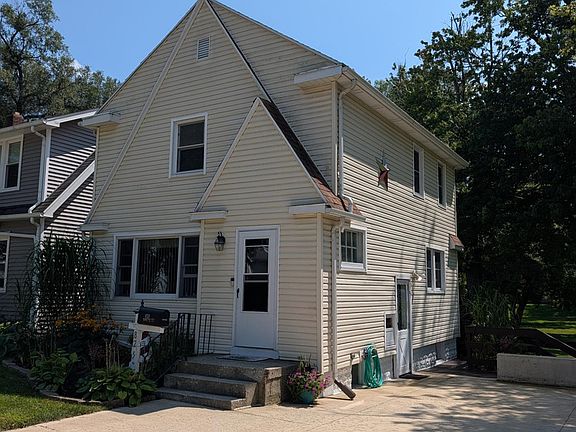 2nd image of 825 South St