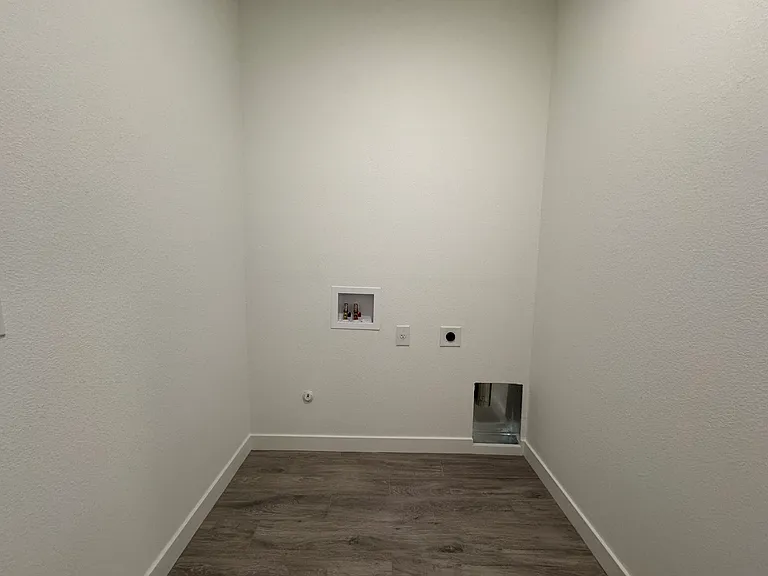 3295 Blacksmith Way — Photo 37