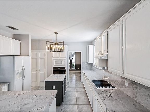 110 Falcon Creek Drive_5_08052026