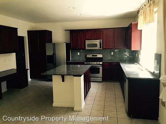 4th image of 1418 Samantha Creek Dr