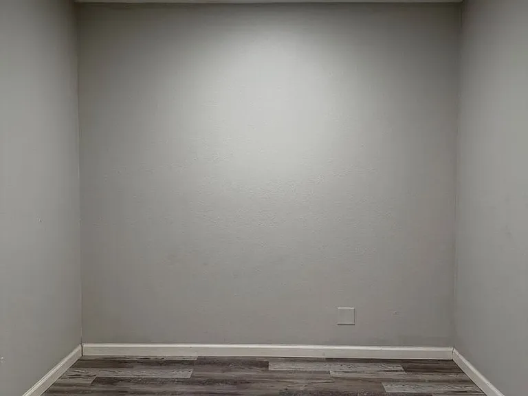 Upgraded 1BD/1BA Apartment in Lakeside, CA - 1/2 Off Move-In Special! — Photo 11