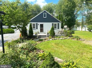 15 Beaver Ave #13, Mount Laurel, NJ 08054