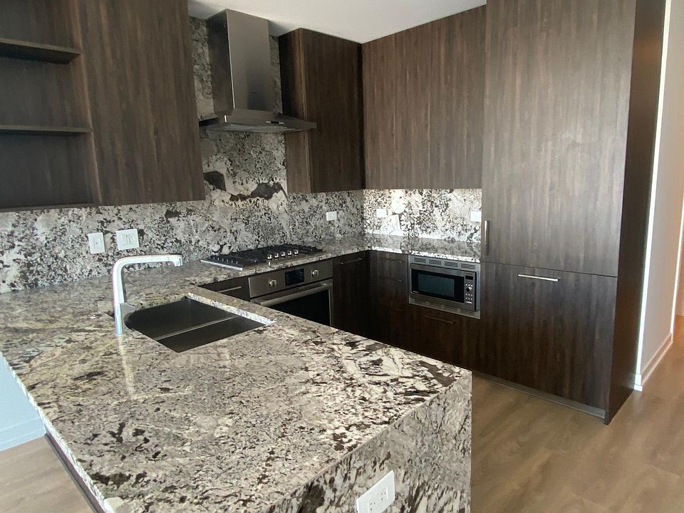 1st image of 728 N Hudson Ave #710