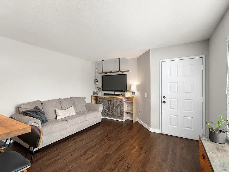 3338 Herman Ave #5 — Photo 4
