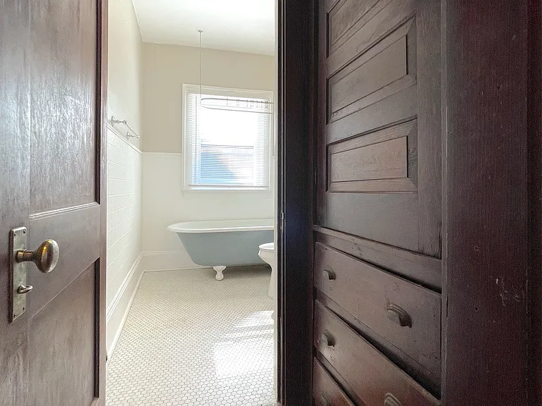 11305 Clifton Blvd #3 — Photo 10