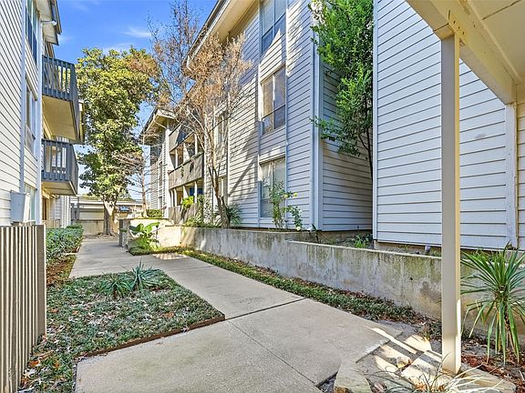 2nd image of 4859 Cedar Springs Rd APT 136