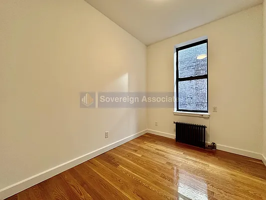 Rented by Sovereign Associates | media 30