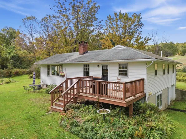 289 Putnam Road, Springfield, VT 05156