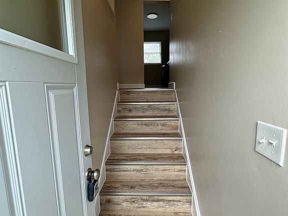 4th image of 1216 Gregg St #1216