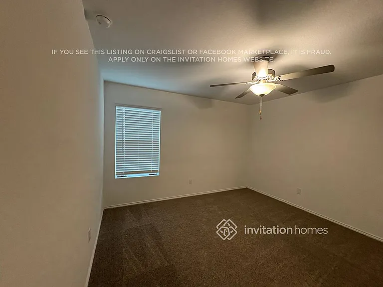1339 Mosely Cir — Photo 7