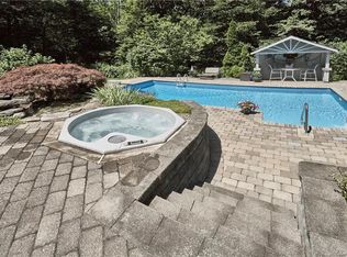 335 Nelson Rd, Monroe, NY 10950