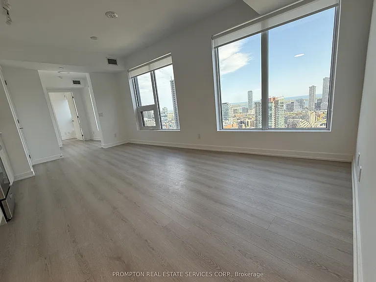 100 Queen St E #3206 — Photo 3