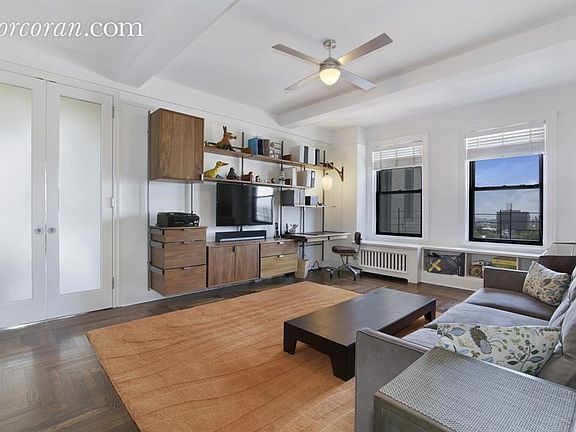 4th image of 135 Eastern Pkwy APT 12B