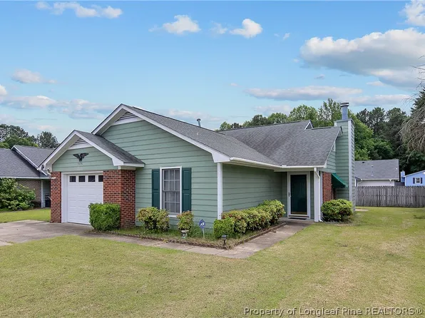 5575 Quietwood Pl, Fayetteville, NC 28304