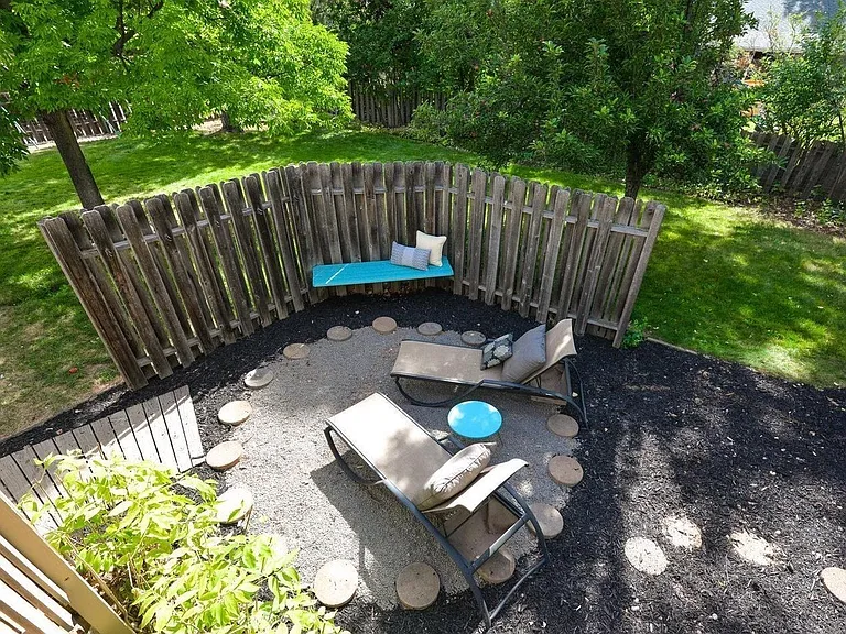 2025 Sheffield Ct — Photo 14