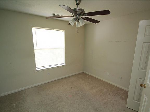 3rd image of 6531 Cypress Glades Dr