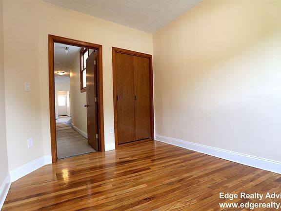 587 Washington St. #2 Boston - Brighton Unit Photo 10 (1)